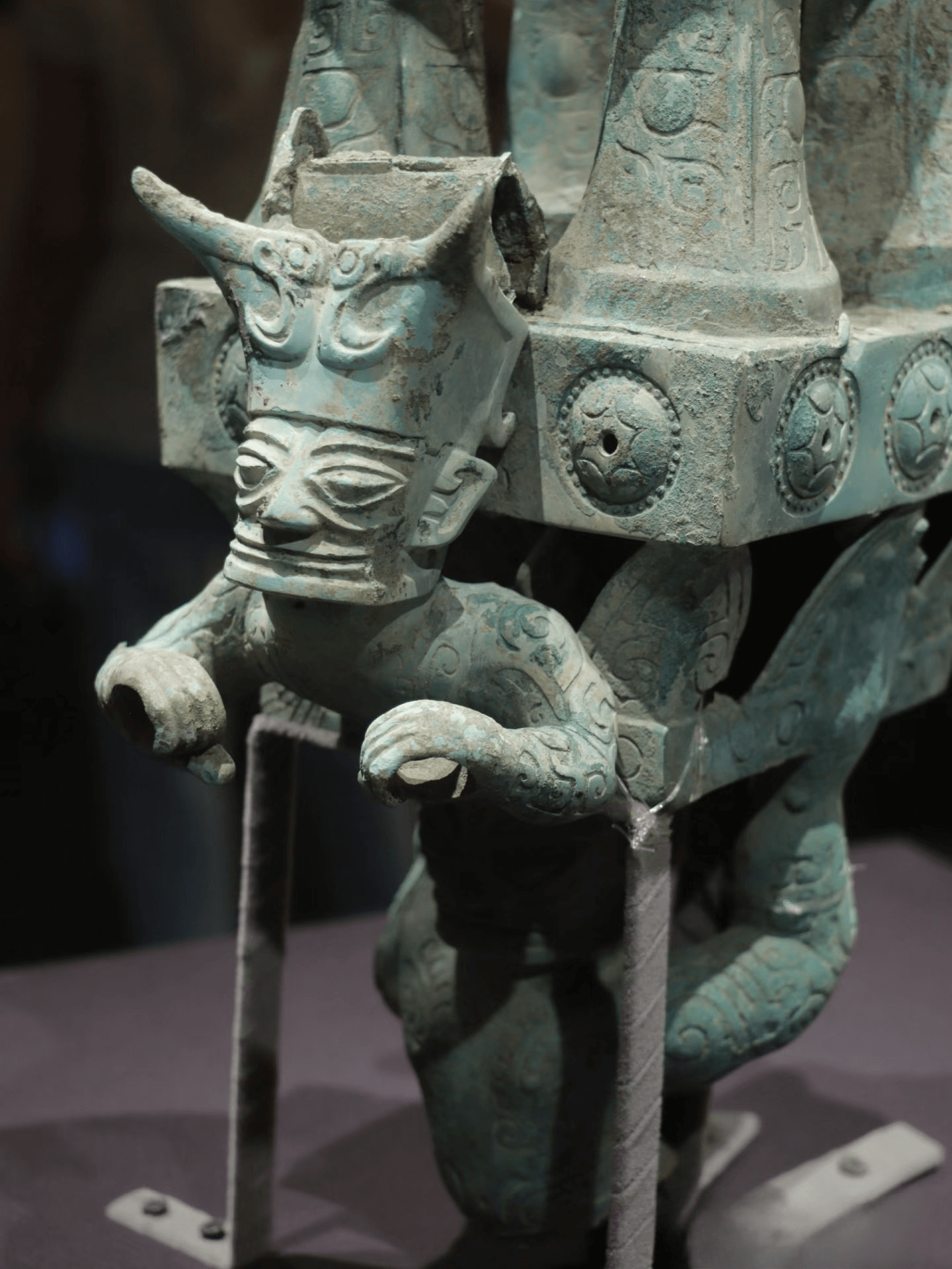 Майстерна різьба